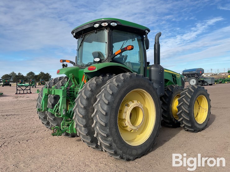john-deere-8260r-image-5