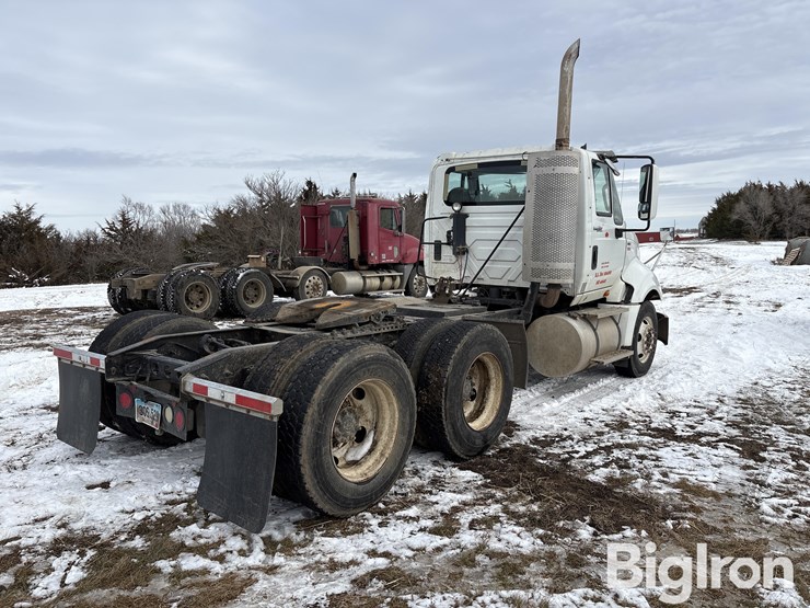 2011-international-prostar-image-5