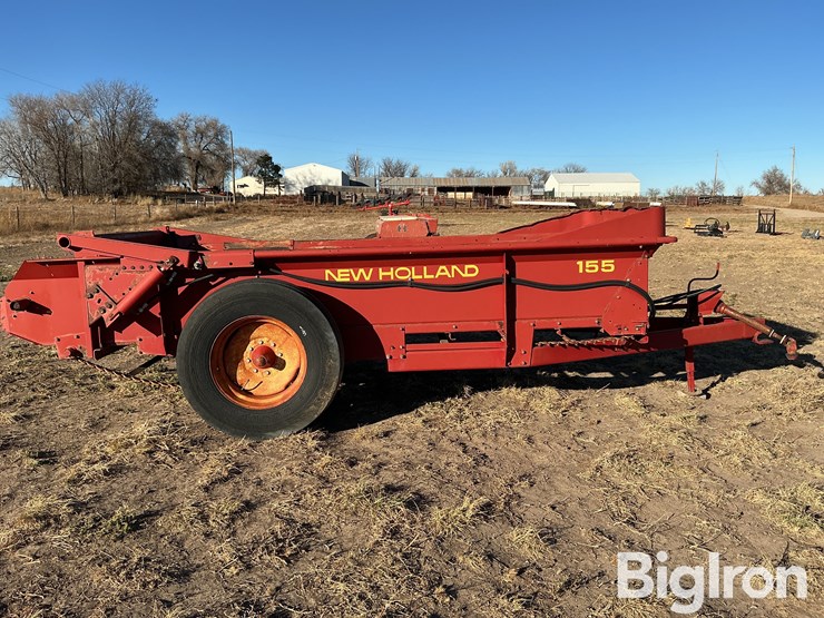 new-holland-155-image-4