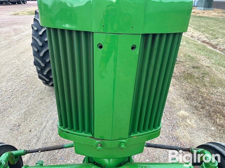 john-deere-70-image-13