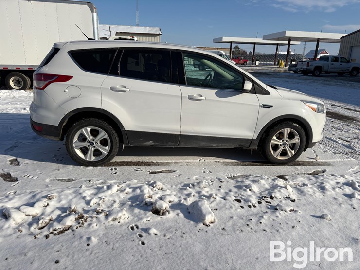 ford-escape-se-image-4