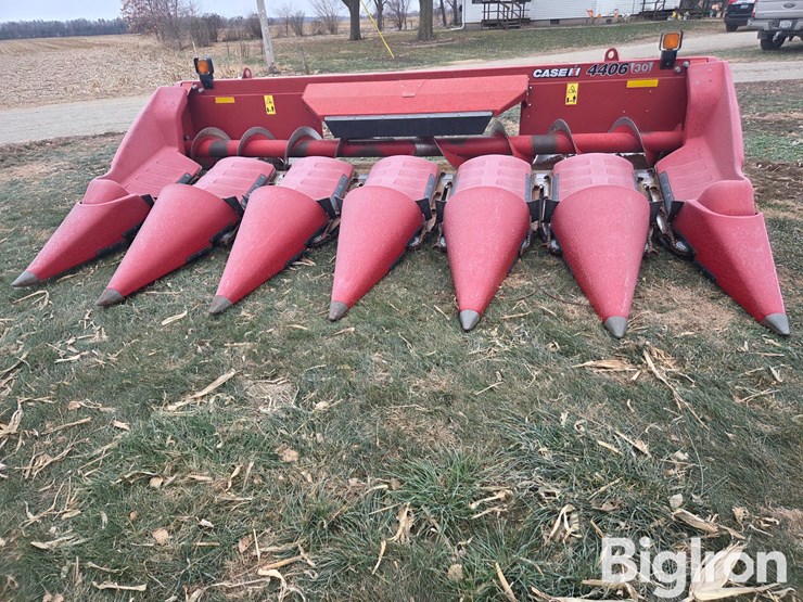 case-ih-4406-image-2