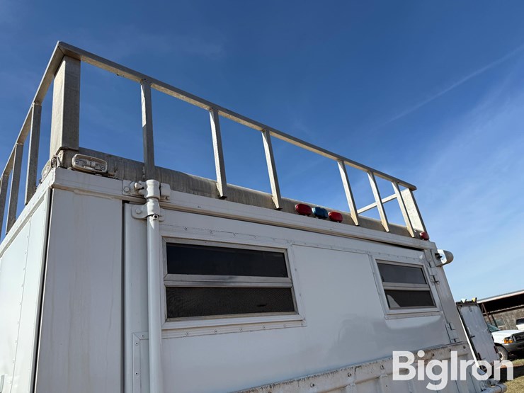 1979-44'-tri/a-aluminum-horse-trailer-w/living-quarters-image-14