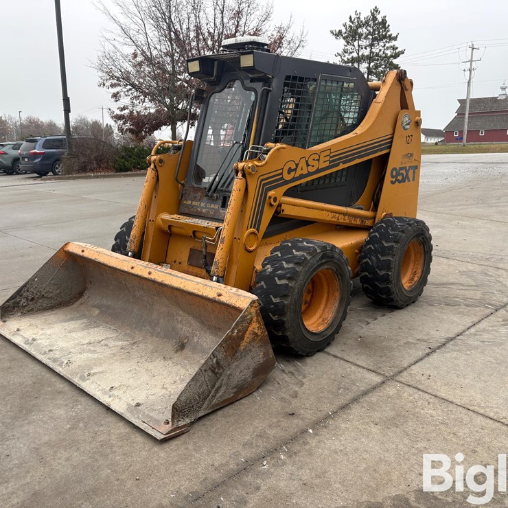 CASE 95XT