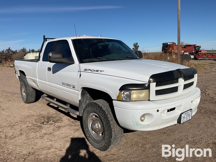 2001-dodge-ram-2500-image-3