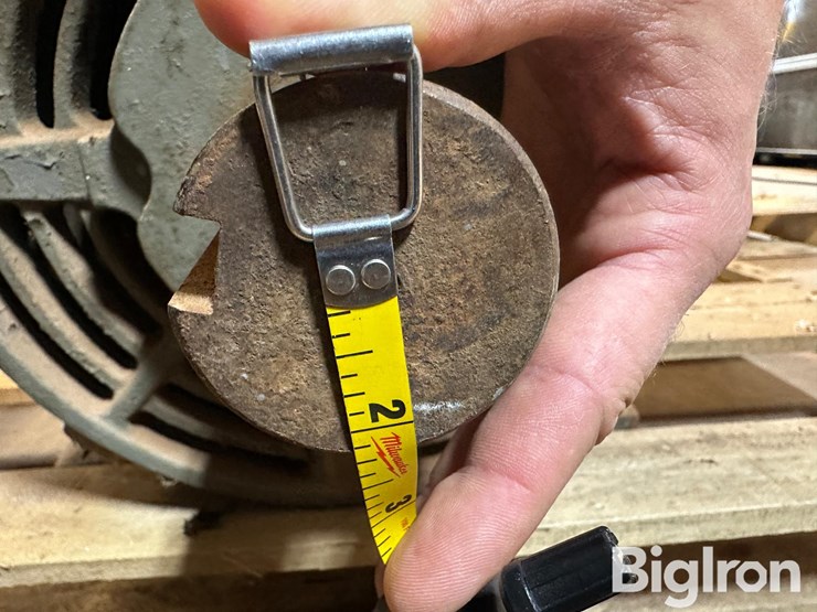 toshiba-3-phase-electric-motor-image-9