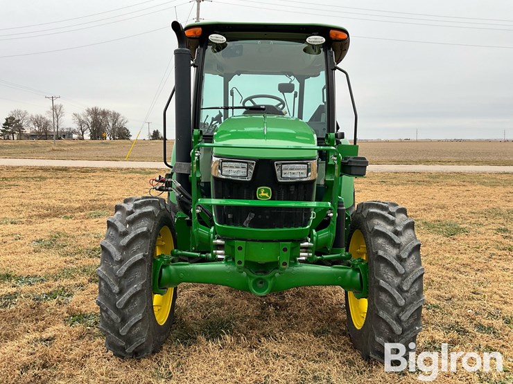 john-deere-5075e-image-2