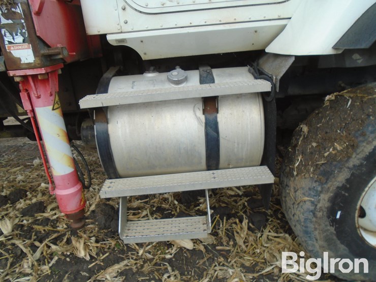 2001-international-2001-image-19