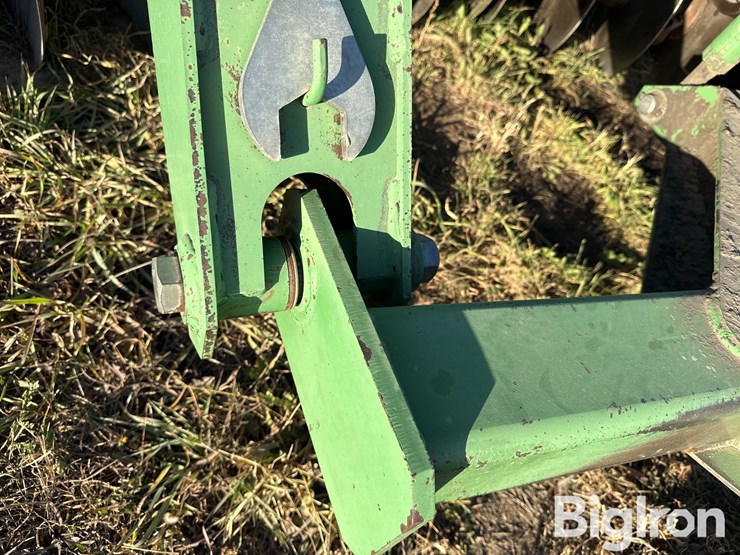 john-deere-637-image-15