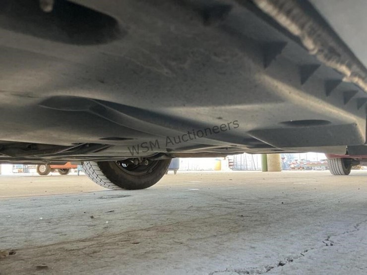 2018-dodge-charger-sdn-image-25