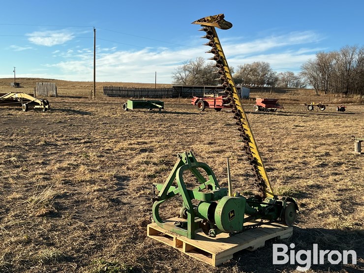 john-deere-350-image-7