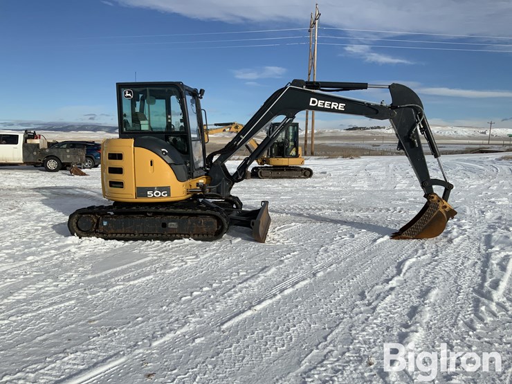 2020-deere-50g-image-4