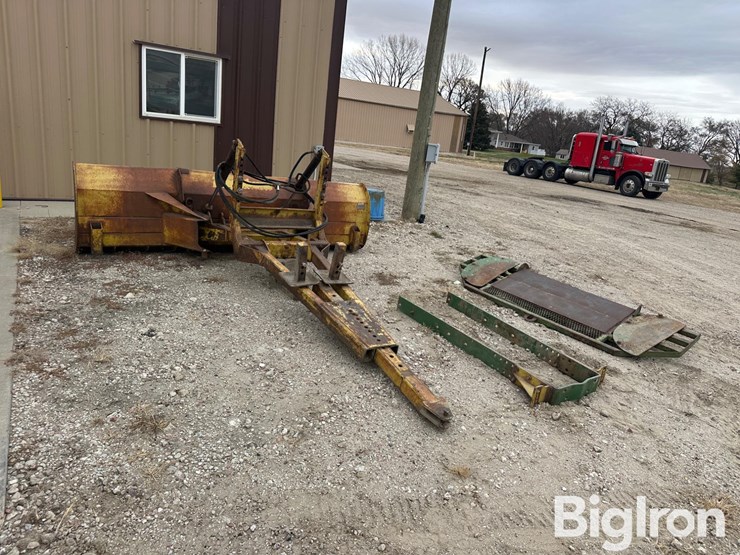 degelman-10std-image-5