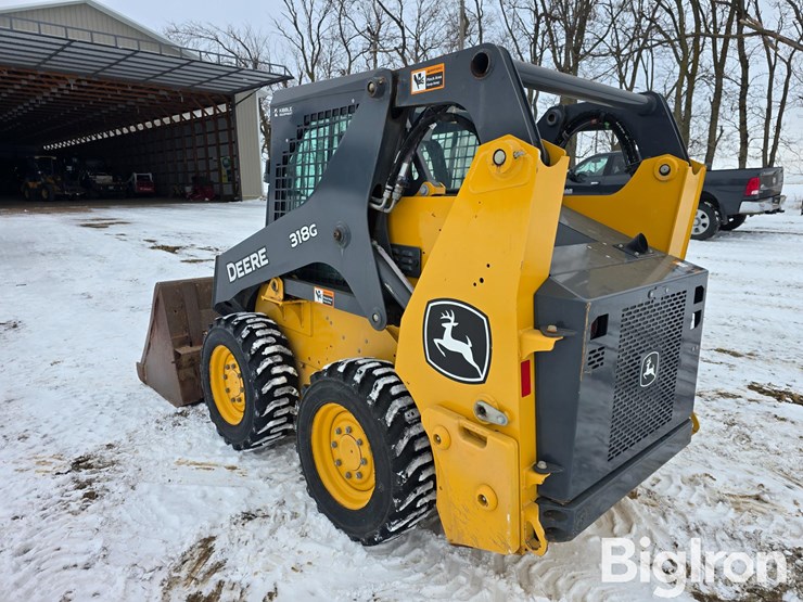 2023-deere-318g-image-7