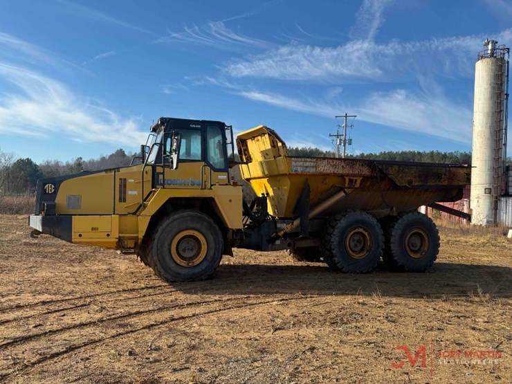 komatsu-hm300-2-image-7