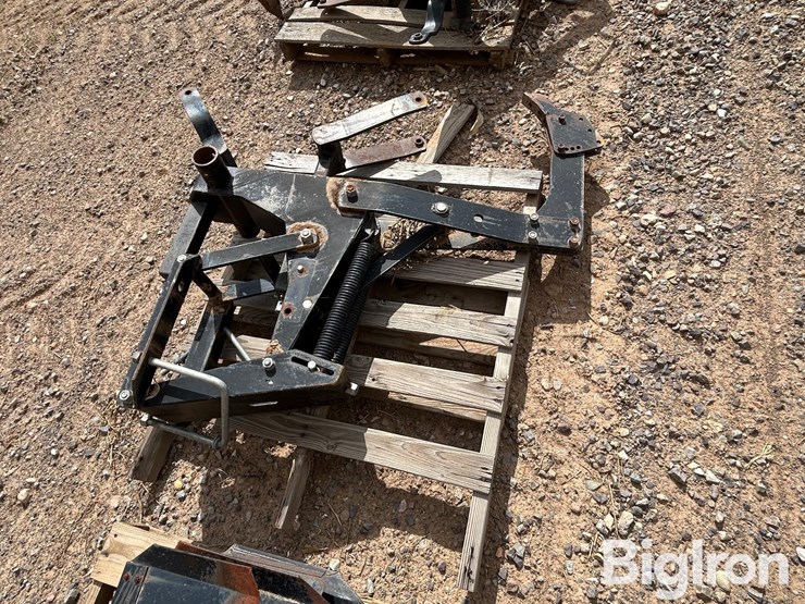 1997-b&h-mfg-9100-field-cultivator-image-11