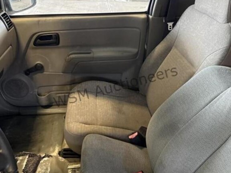 2005-chevrolet-colorado-image-24