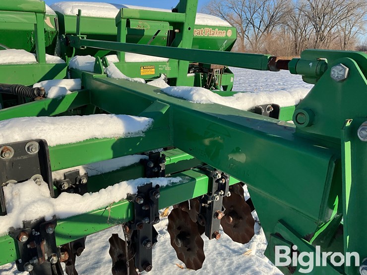 great-plains-solid-stand-1500-image-16