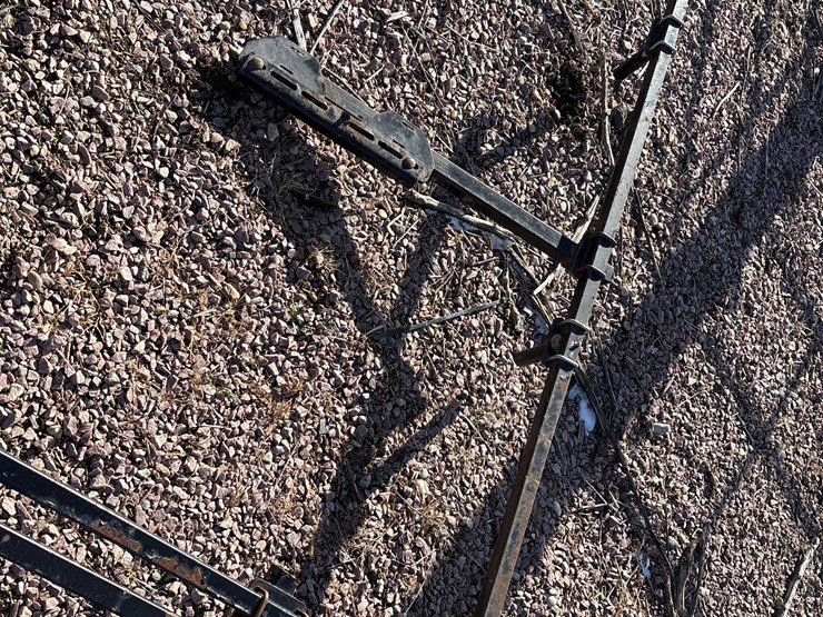 2016-john-deere-4830-image-12