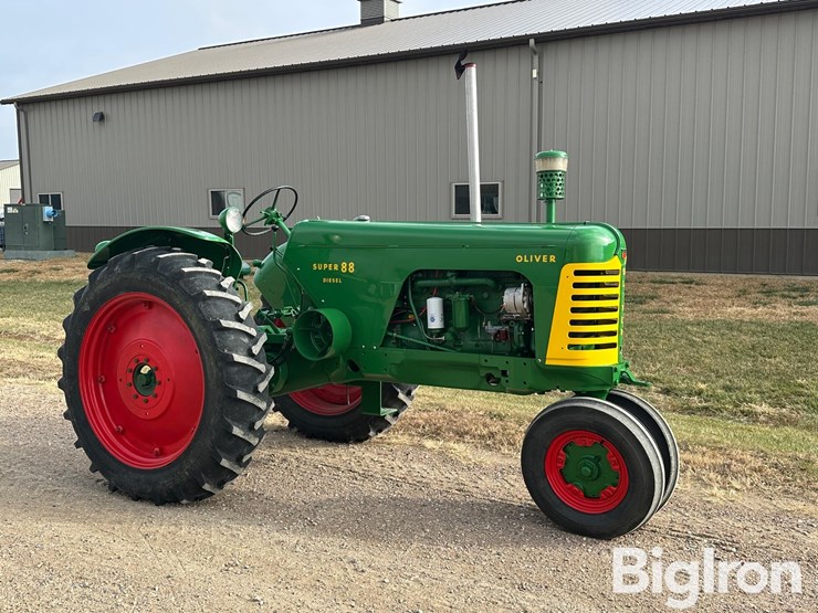 oliver-super-88-image-4