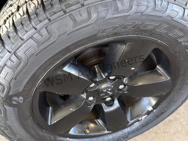 2017-ram-1500-lone-star-image-12