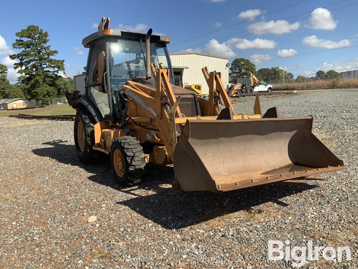 2007-case-580m-image-3