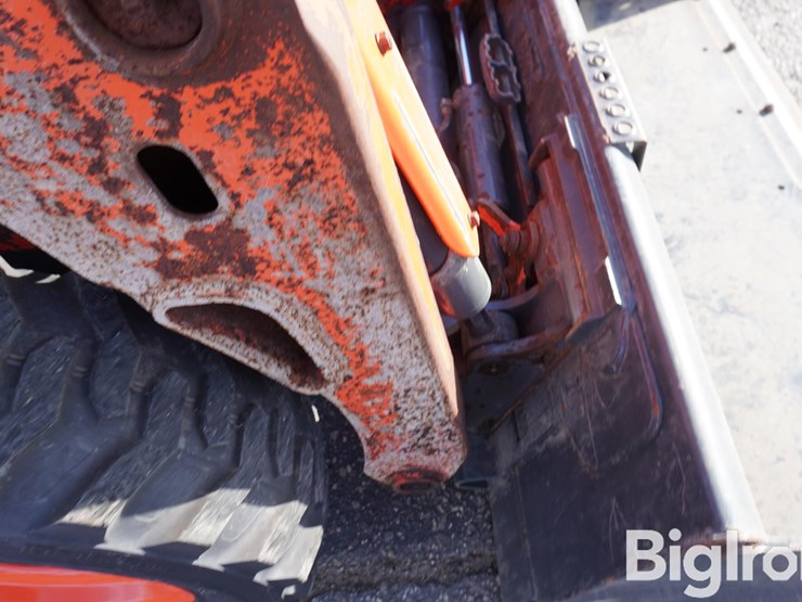 kubota-ssv65-image-9