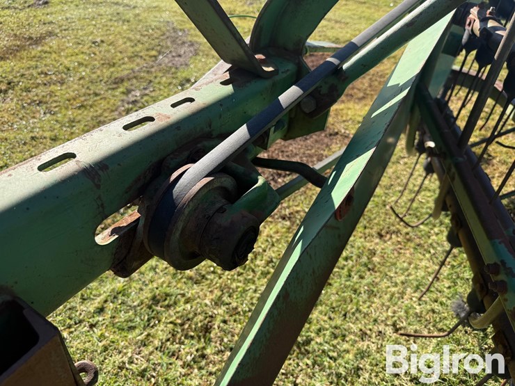 john-deere-650-image-12