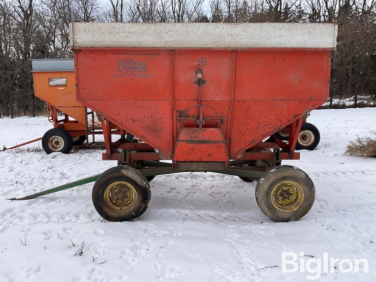 john-deere-1065-image-8