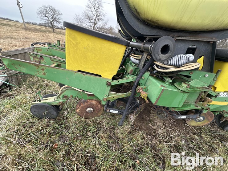 john-deere-1760-image-16