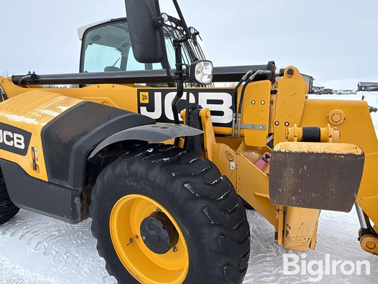 jcb-550-140-image-12
