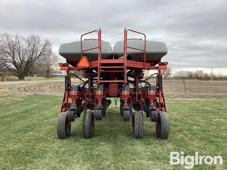 2010-case-ih-1250-image-6