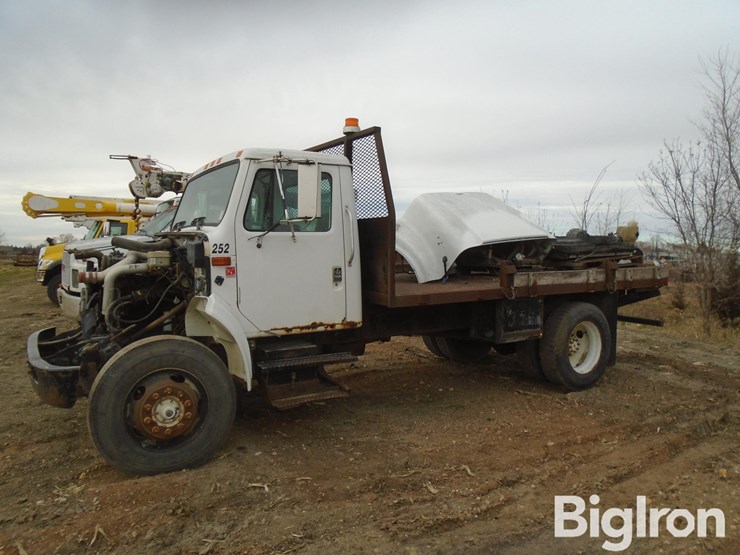 international-4700-image-11