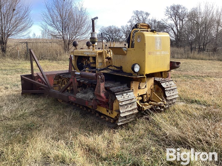 international-t6-image-7