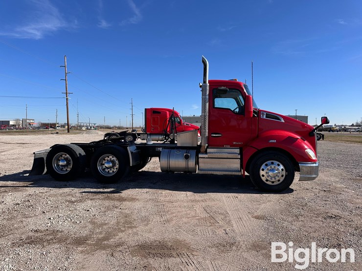 2019-kenworth-t680-image-4