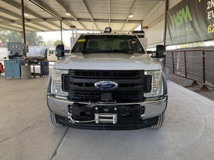 ford-f550-image-3