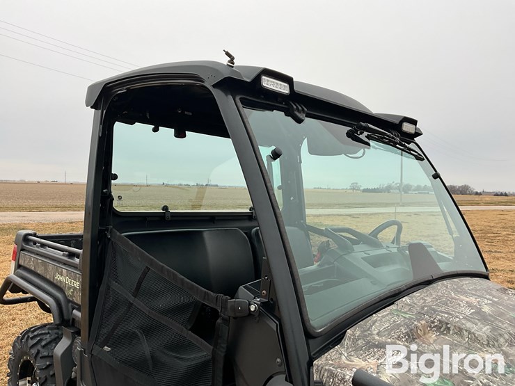 john-deere-gator-image-19