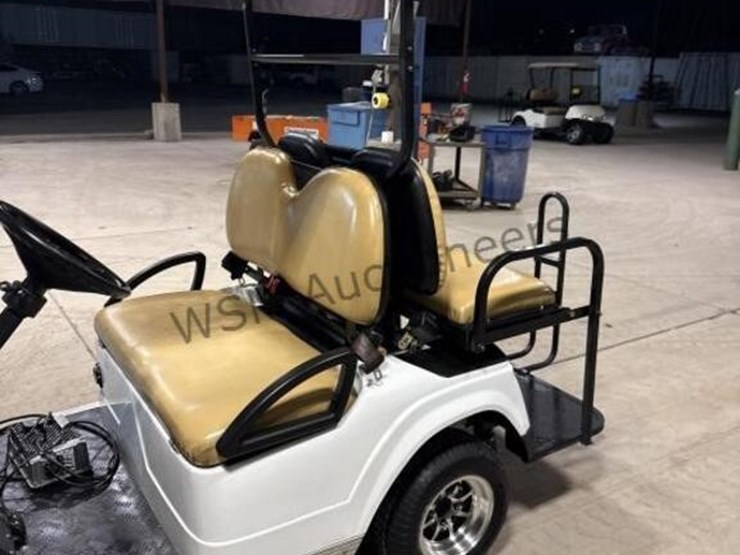 2011-star-48-2-r-golf-cart-image-5