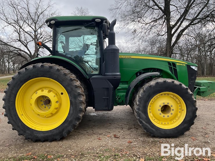 john-deere-8345r-image-4