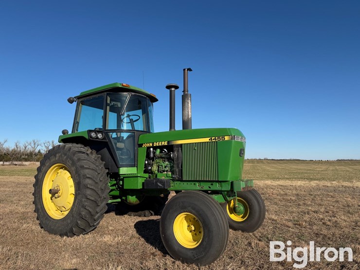john-deere-4455-image-1