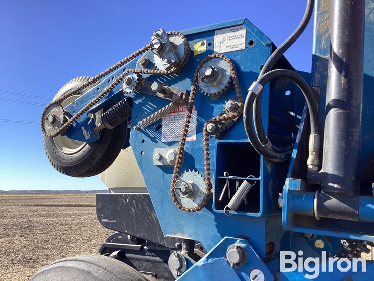 2002-kinze-3600-image-14