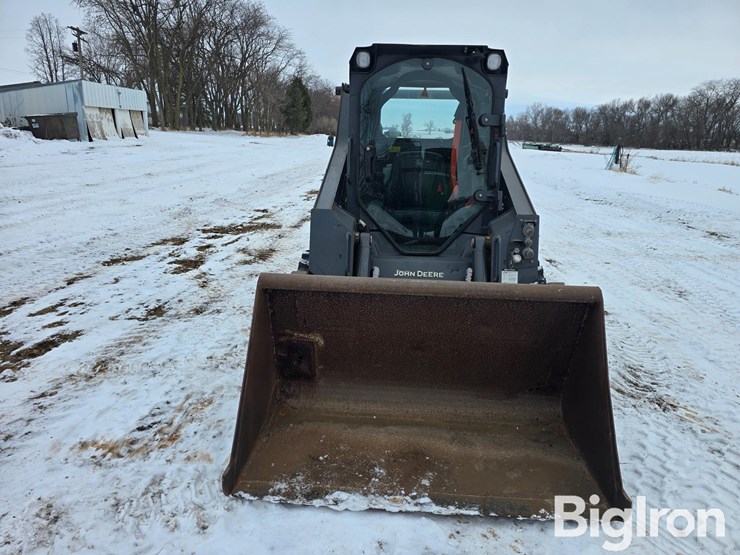 2023-deere-318g-image-2