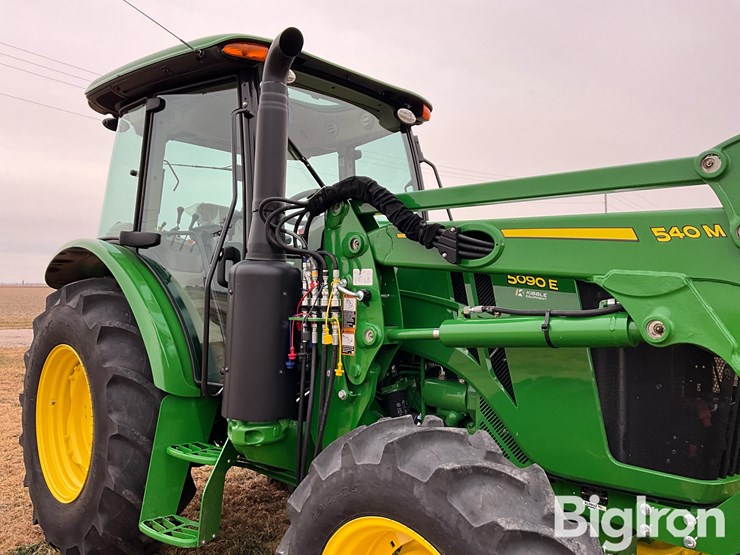 2024-john-deere-540m-image-10