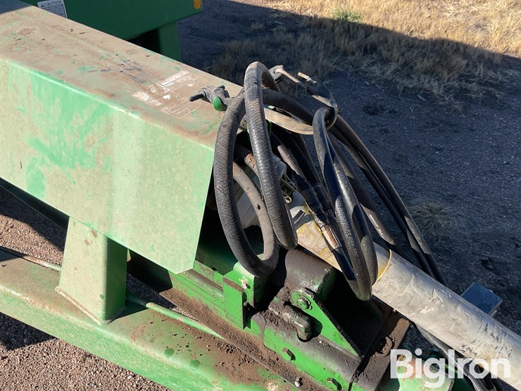 john-deere-785-image-18