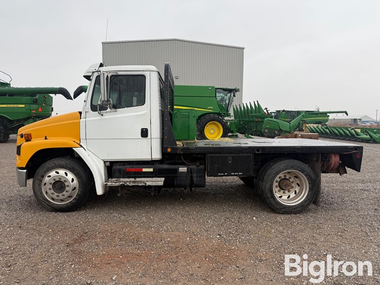 freightliner-fl60-image-8