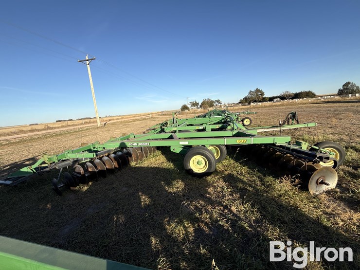 john-deere-637-image-4