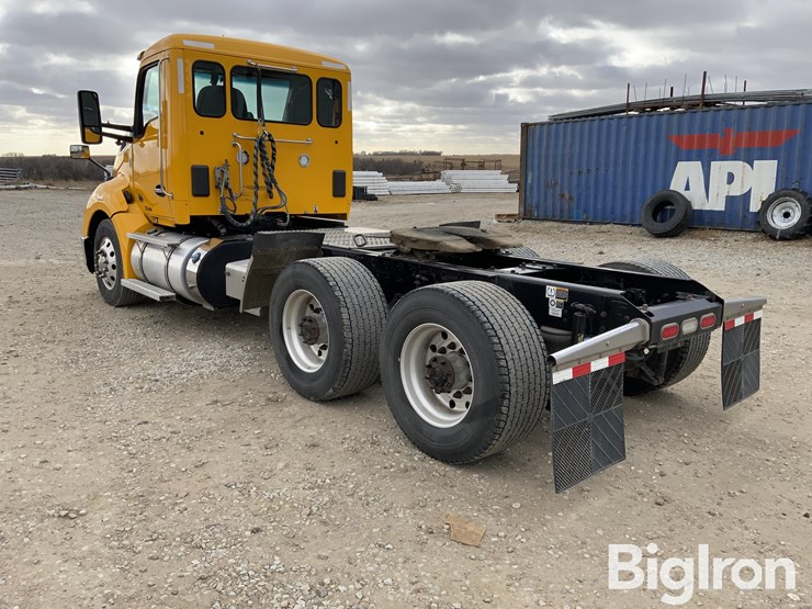 2021-kenworth-t680-image-7