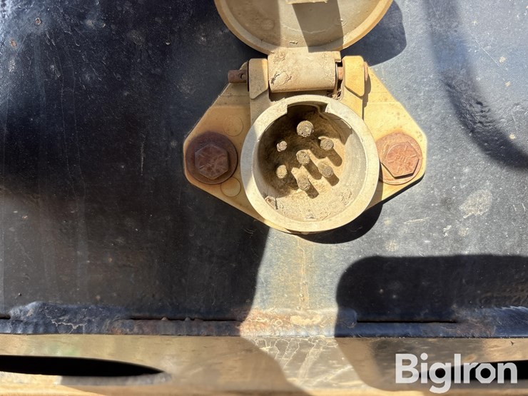 doonan-black-gold-image-10