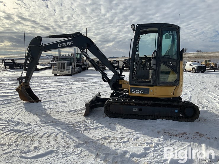 2020-deere-50g-image-8