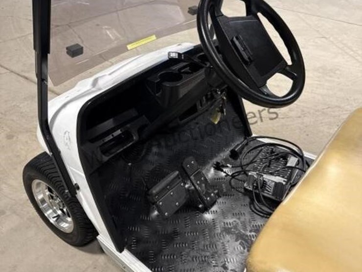 2011-star-48-2-r-golf-cart-image-14